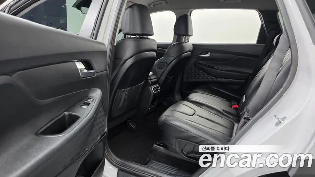 Hyundai Santafe Новый Santa Fe Бензин 2.5T 2WD — Фото автомобиля 10