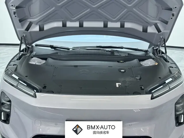 Nio ET5 — Фото автомобиля 7