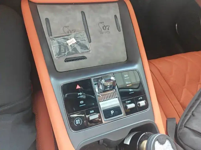 BYD Sealion 07 EV — Фото автомобиля 9
