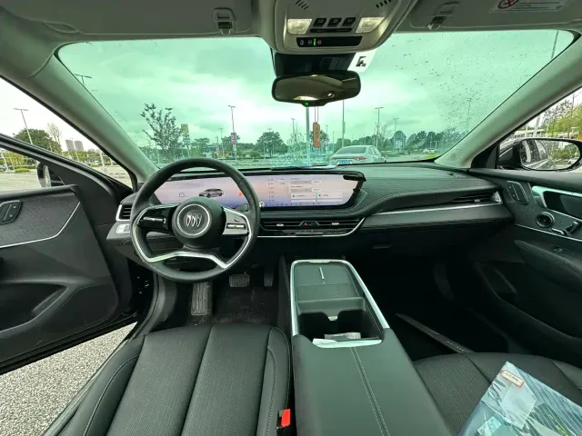 Buick LaCrosse — Фото автомобиля 4