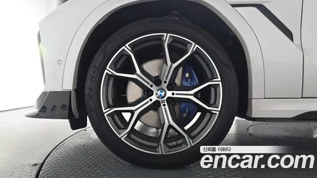 BMW X6 — Фото автомобиля 4