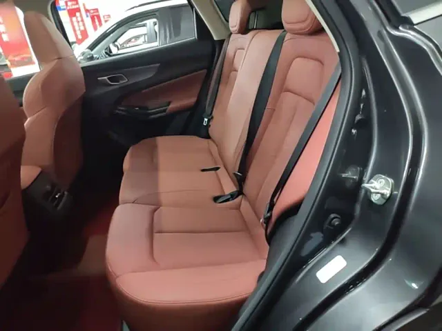 Changan CS55 Plus — Фото автомобиля 16