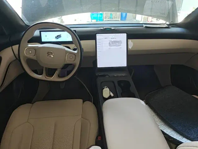 Nio ET5 Touring — Фото автомобиля 13