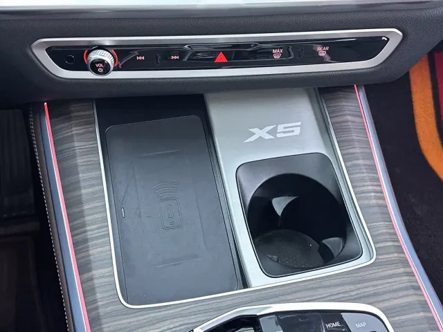 BMW X5 — Фото автомобиля 4