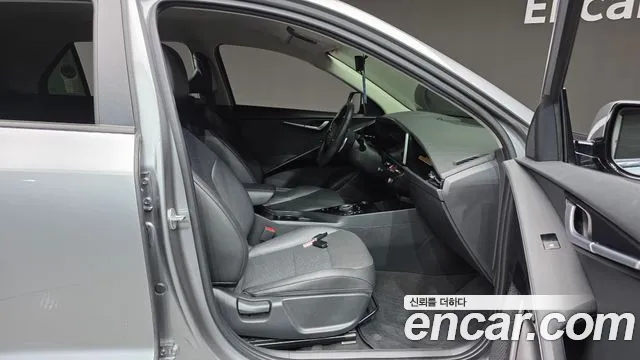 Kia Niro All Niro EV Air — Фото автомобиля 10