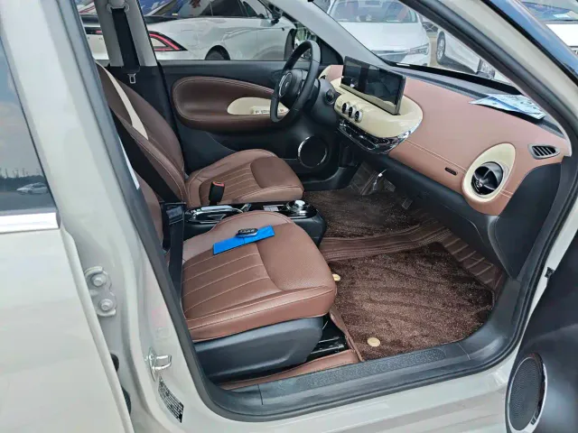 Wuling Bingo — Фото автомобиля 11