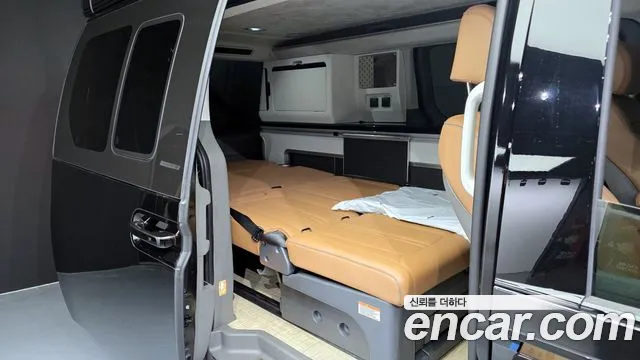 Hyundai Staria Staria — Фото автомобиля 12