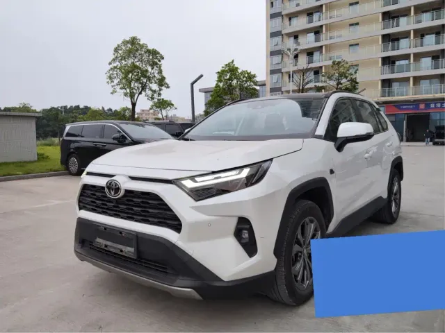 Фотография автомобиля — Toyota RAV4