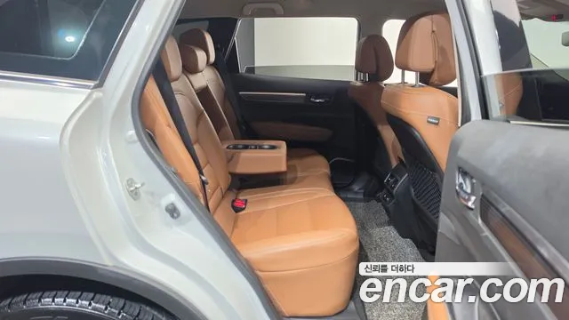 Renault-KoreaSamsung QM6 Новый QM6 2.0 GDe RE Signature 2WD — Фото автомобиля 8