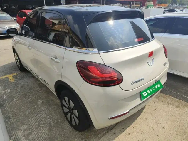 Wuling Bingo — Фото автомобиля 4