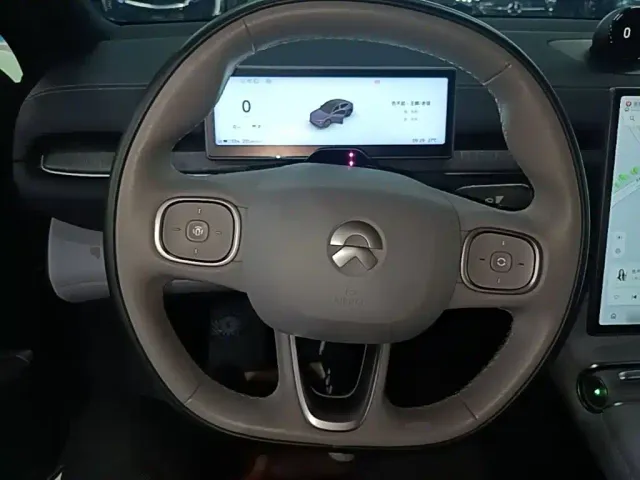 Nio EC6 — Фото автомобиля 10