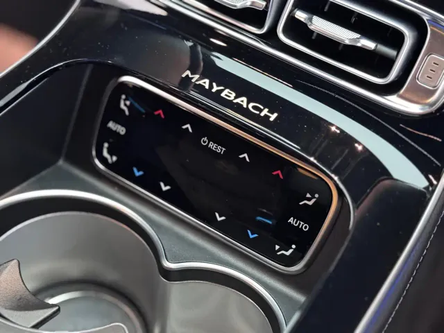 Mercedes-Benz Maybach S-Class — Фото автомобиля 23