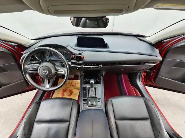 Mazda CX-30 — Фото автомобиля 9