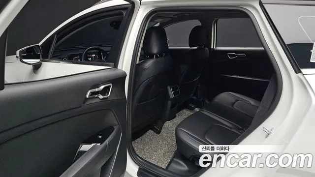 Kia Sportage Sportage 5-е поколение Дизель 2.0 2WD — Фото автомобиля 12
