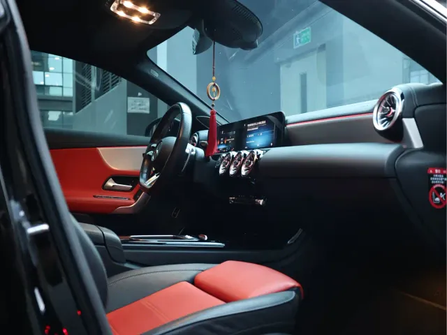 Mercedes-Benz CLA-Class AMG — Фото автомобиля 13