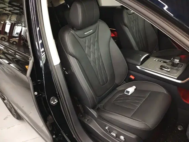 Hongqi Hongqi HS7 PHEV 2024 2.0T PHEV 4WD Flagship Edition 6-seater — Фото автомобиля 24
