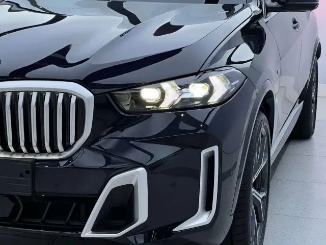 BMW X5 — Фото автомобиля 2