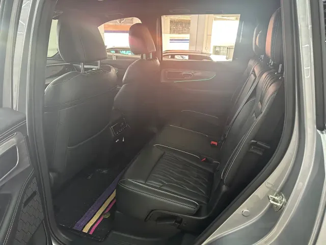 GAC Trumpchi GS8 — Фото автомобиля 13