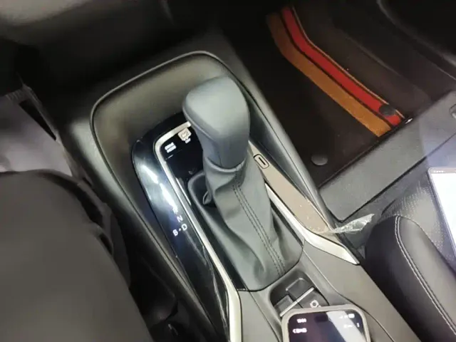 Toyota Corolla 2024 Model 1.8L Smart Hybrid Elite Edition — Фото автомобиля 13