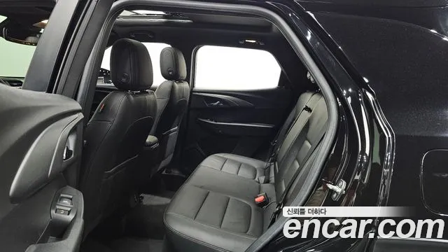 ChevroletGMDaewoo Trailblazer Trailblazer 1.3 турбо 4WD — Фото автомобиля 12