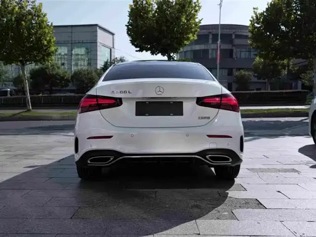 Mercedes-Benz A-Class — Фото автомобиля 13