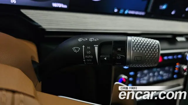 Genesis GV80 — Фото автомобиля 28