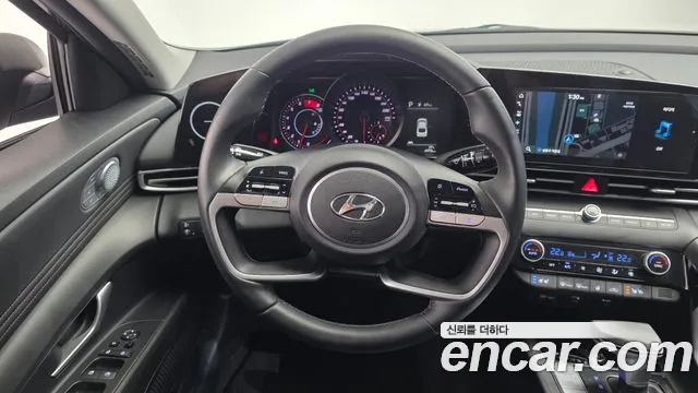 Hyundai AVANTE Avante (CN7) — Фото автомобиля 13
