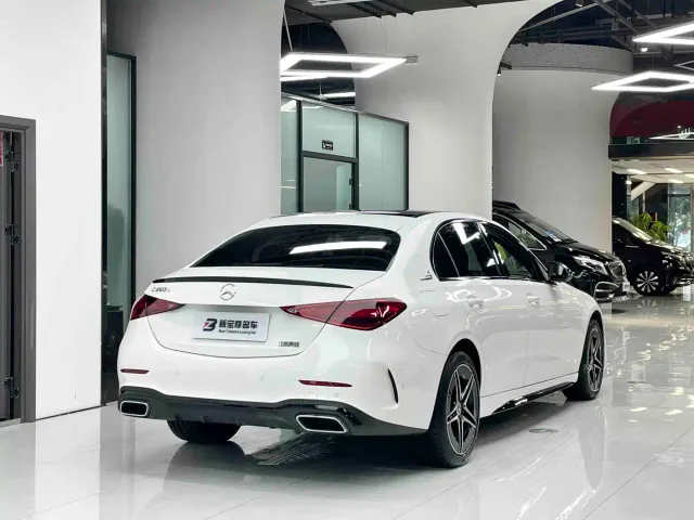 Mercedes-Benz C-Class — Фото автомобиля 12