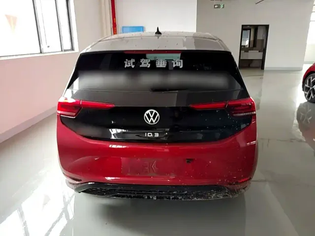 Volkswagen ID.3 — Фото автомобиля 5