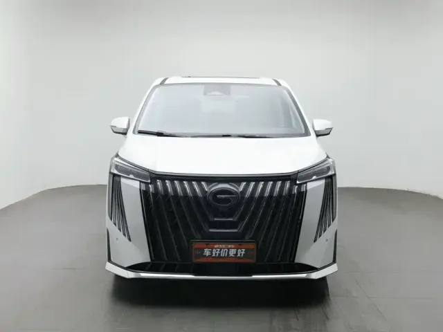 GAC Trumpchi M8 — Фото автомобиля 3