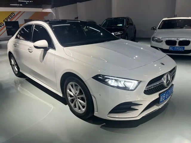 Mercedes-Benz A-Class — Фото автомобиля 3