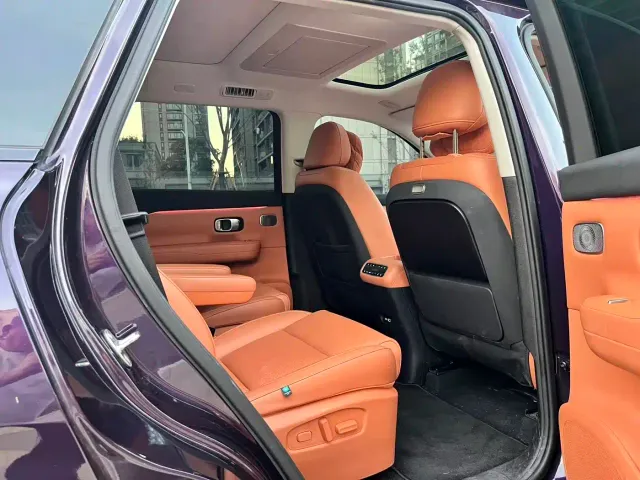 Leapmotor C16 — Фото автомобиля 8