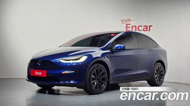 Фотография автомобиля — Tesla Model X