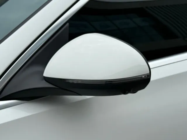 Mercedes-Benz C-Class — Фото автомобиля 11