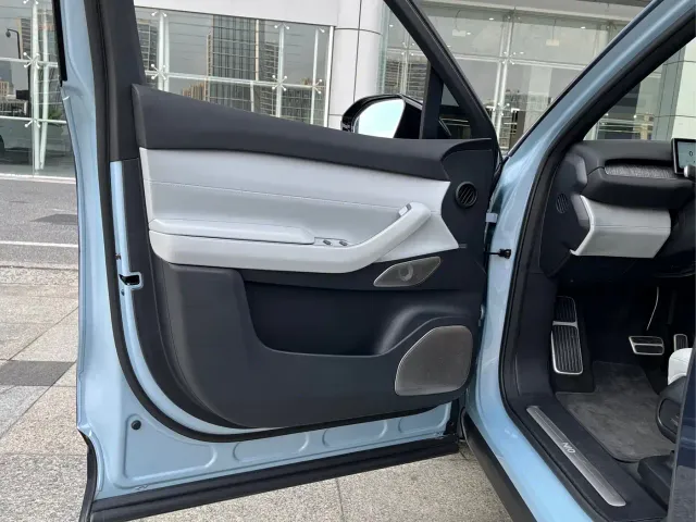 Nio EC7 — Фото автомобиля 13