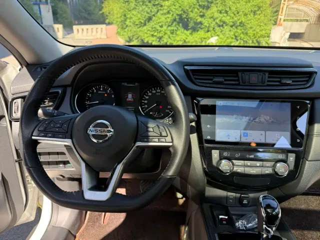 Nissan X-Trail — Фото автомобиля 9