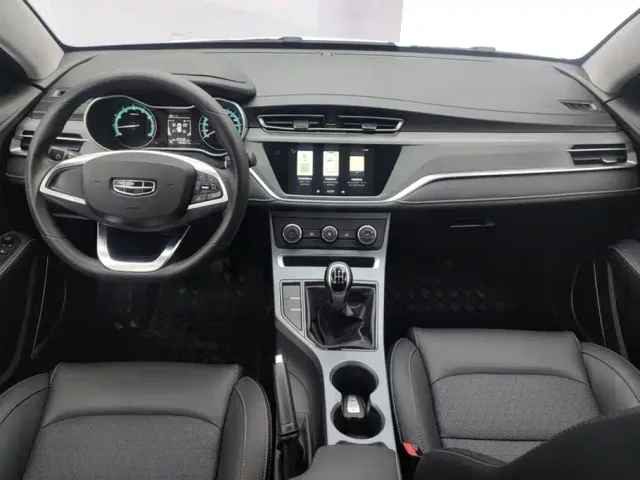 Geely Emgrand 2021 UP 1.5L Manual Comfort — Фото автомобиля 12
