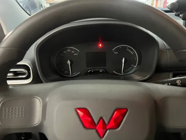 Wuling Hongguang — Фото автомобиля 10