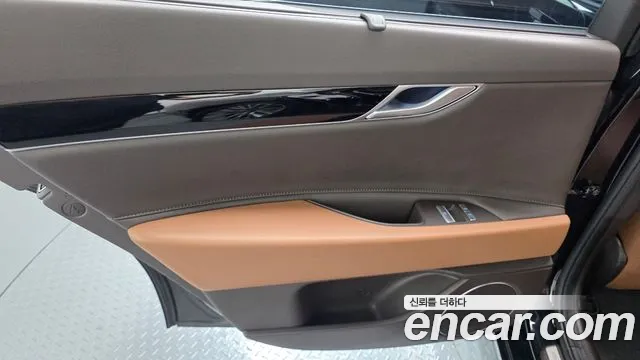 Genesis G80 RG3 — Фото автомобиля 14