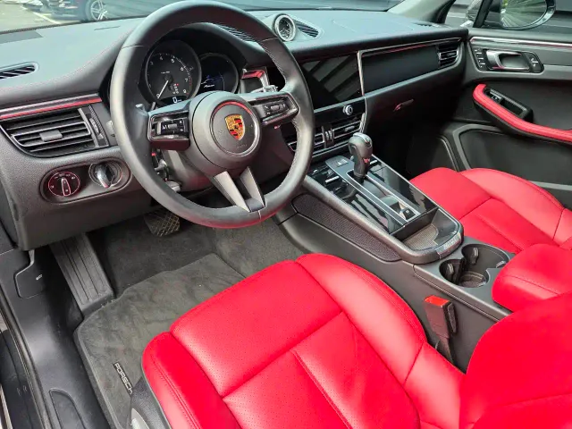 Porsche Macan — Фото автомобиля 10