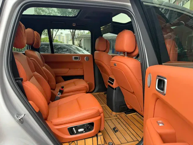 Li Auto L9 — Фото автомобиля 7