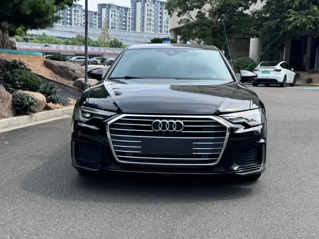 Audi A6L — Фото автомобиля 2