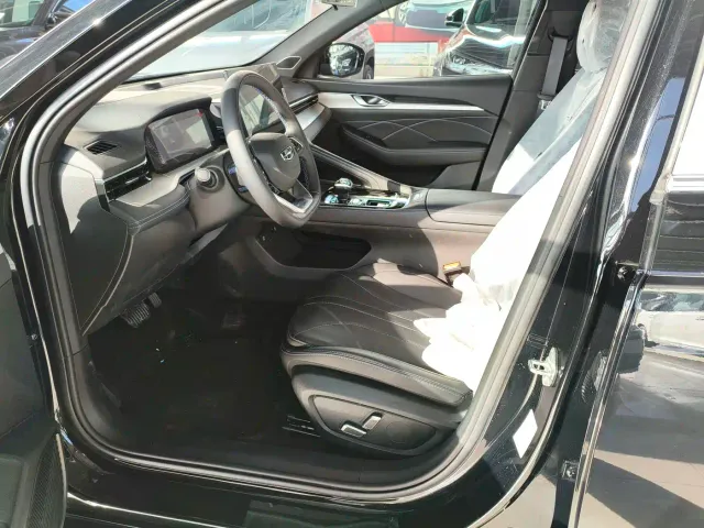 Geely Xingrui — Фото автомобиля 4