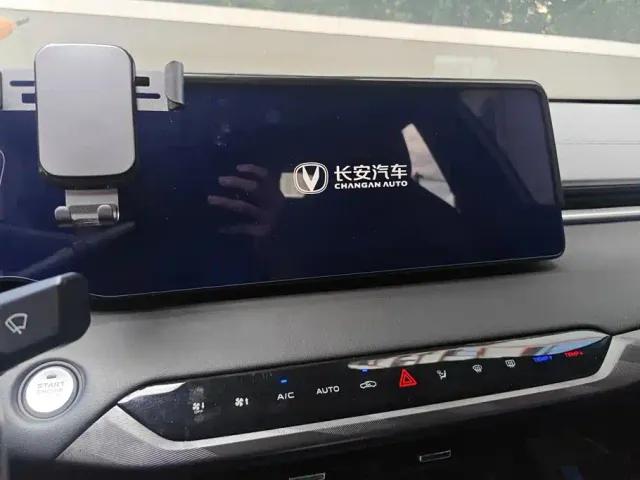 Changan Raeton Plus — Фото автомобиля 13