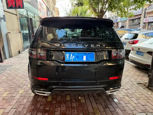 Land Rover Discovery Sport — Фото автомобиля 9