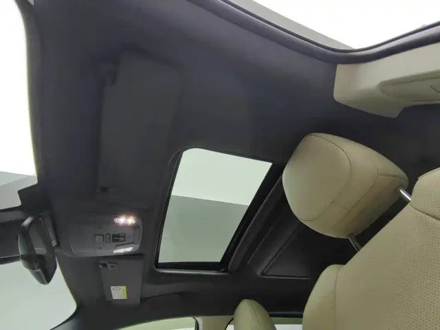 Toyota Sienna — Фото автомобиля 14