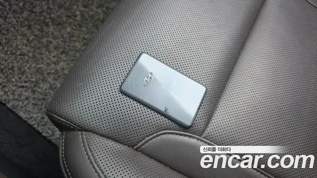 Hyundai Grandeur Новый Grandeur IG — Фото автомобиля 18