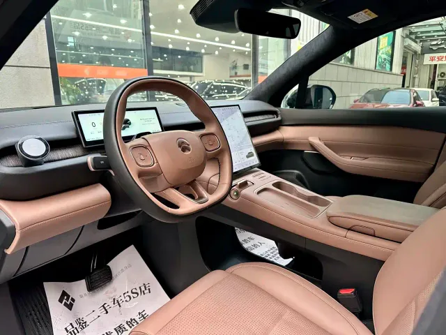 Nio ES6 — Фото автомобиля 23