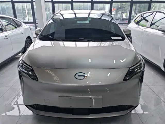 GAC Aion Y — Фото автомобиля 2
