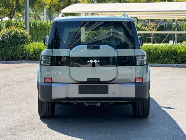 BYD FangChengBao Titanium 7 — Фото автомобиля 5